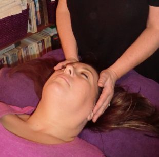 Reiki Healing, Holistic, Balancing, Energy healing, Wellbeing, Wellness, Reset, Chakra balancing, hands on, hands off, therapeutic relaxation