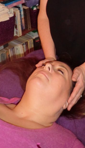 REIKI, Cranial Reflexology Reiki Healing, Holistic, Balancing, Energy healing, Wellbeing, Wellness, Reset, Chakra balancing, hands on, hands off, therapeutic relaxation