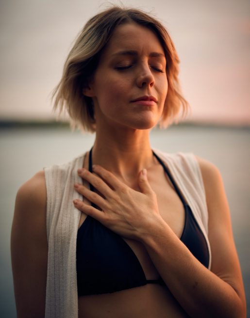 heart centred healing and resilience, aligned and happy, calm, clarity, and joy